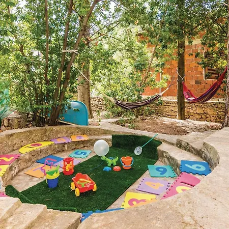 Two-bedroom In Διαμέρισμα