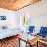 Two-bedroom In شقة *
